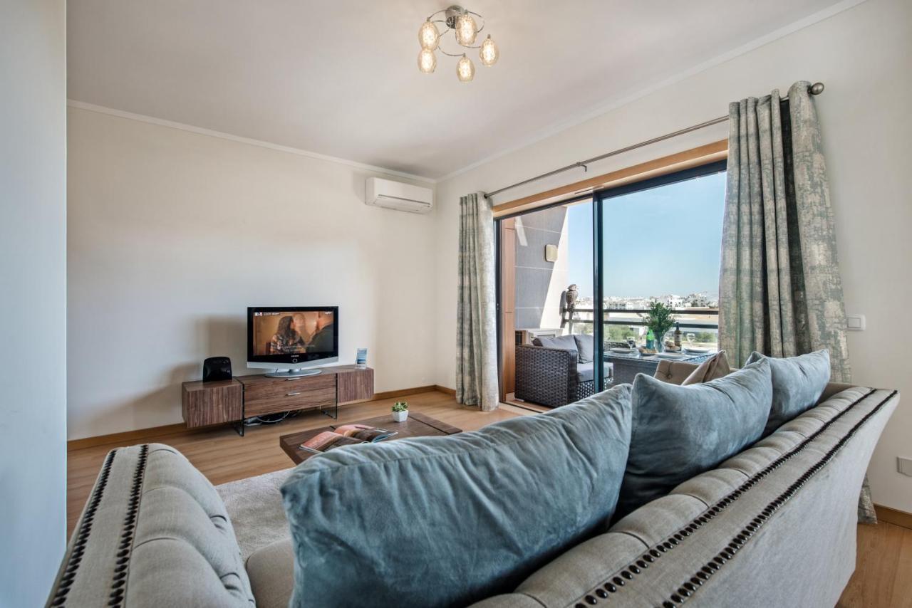 Sunset Olhao- Modern 3 Bed Luxury With Rooftop Pool Daire